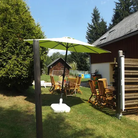 Spacious Mountain Retreat, Cleaning Included Tatil Evi
